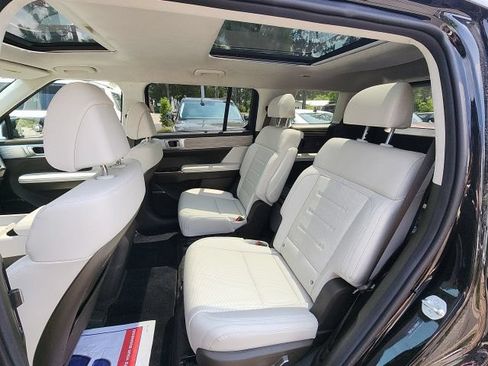 Used 2025 Hyundai Santa Fe Calligraphy FWD image 22
