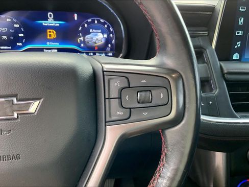 Used 2022 Chevrolet Suburban RST w/ Luxury Package AWD/4WD image 24