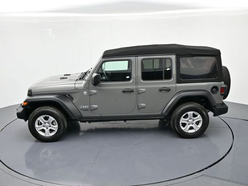 Used 2020 Jeep Wrangler Unlimited Sport S image 17