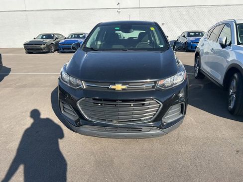 Used 2020 Chevrolet Trax LS w/ LPO, Protection Package FWD image 2