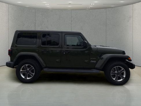 Used 2020 Jeep Wrangler Unlimited Sahara AWD/4WD image 6