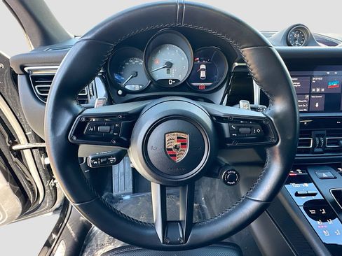 Used 2024 Porsche Macan S AWD/4WD image 10