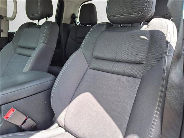Used 2022 Nissan Frontier SV RWD image 12