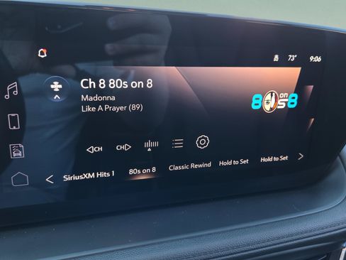 Used 2024 Buick Encore GX Sport Touring w/ Experience Buick Package FWD image 17