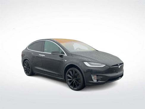 Used 2021 Tesla Model X Long Range image 3