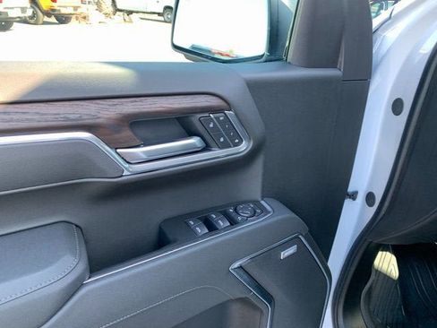 New 2026 GMC Sierra 1500 SLT w/ SLT Premium Plus Package image 18