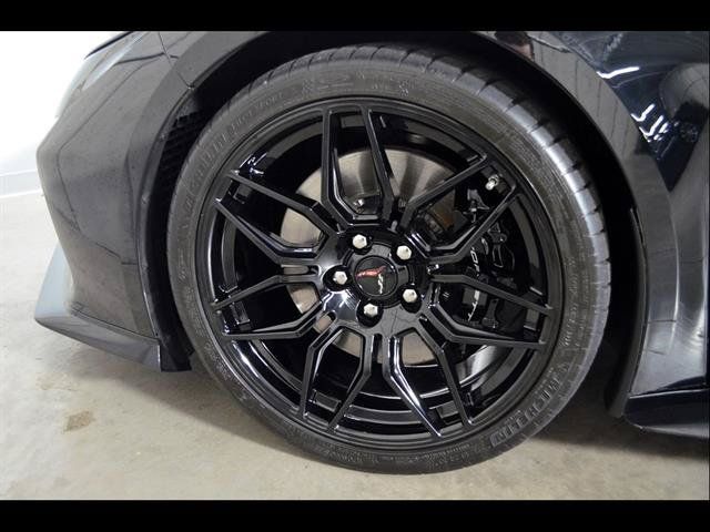 Used 2024 Chevrolet Corvette Z06 RWD image 9