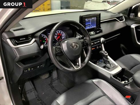 Certified 2022 Toyota RAV4 XLE Premium image 17