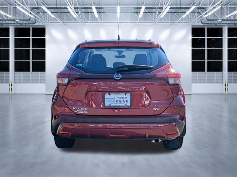 Used 2023 Nissan Kicks SV image 22