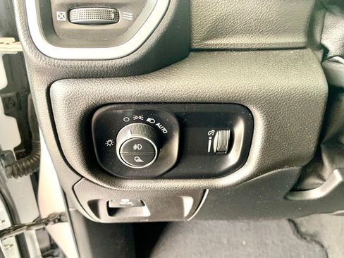 Used 2022 RAM 1500 Big Horn image 29