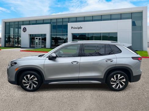 New 2026 Volkswagen Tiguan S FWD image 6