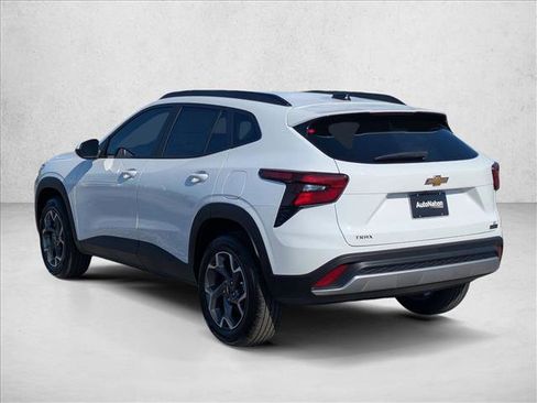 New 2026 Chevrolet Trax LT FWD image 9