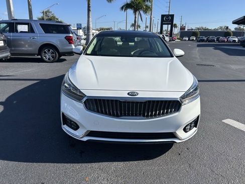Used 2017 Kia Cadenza Technology image 2