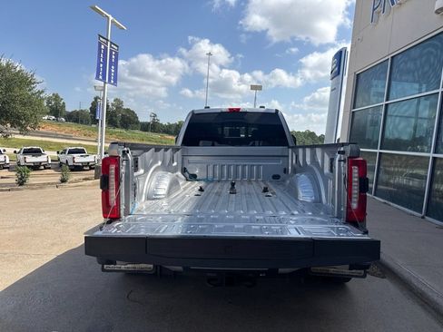 Used 2024 Ford F350 Lariat AWD/4WD image 7
