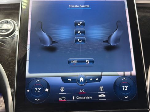 Used 2022 Mercedes-Benz C 300 4MATIC Sedan image 21