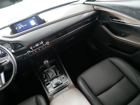 Used 2023 MAZDA CX-30 AWD 2.5 S w/ Premium Package image 11