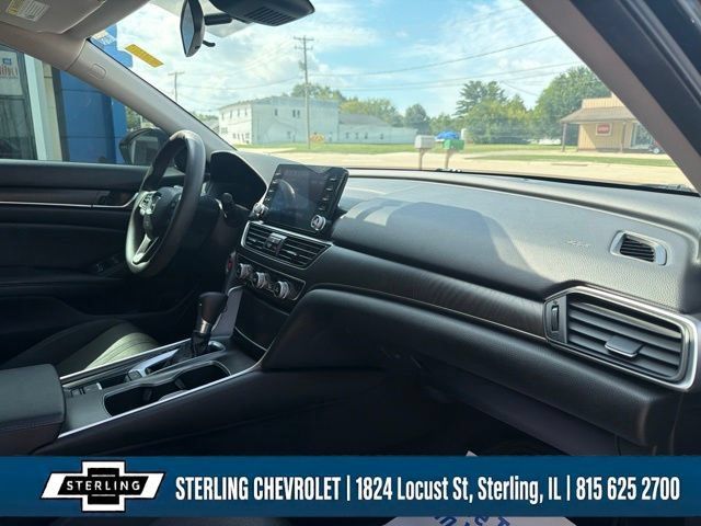 Used 2019 Honda Accord EX image 11