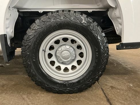 Used 2023 Chevrolet Silverado 1500 W/T w/ WT Value Package image 28