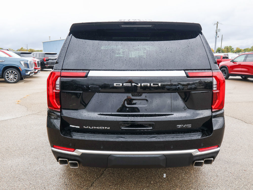 New 2026 GMC Yukon Denali w/ Denali Reserve Package AWD/4WD image 4