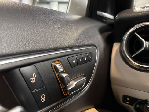 Used 2019 Mercedes-Benz GLA 250 image 41