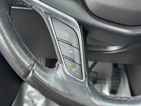 Used 2019 Cadillac XT5 Premium Luxury image 19