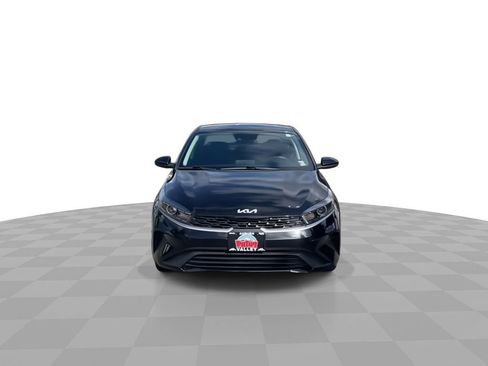 Used 2022 Kia Forte Sedan FWD image 3