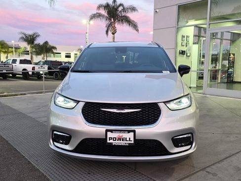 New 2026 Chrysler Pacifica Select image 7