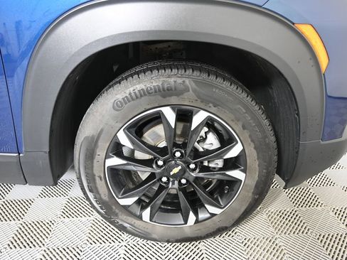Used 2021 Chevrolet TrailBlazer LT w/ Convenience Package image 11