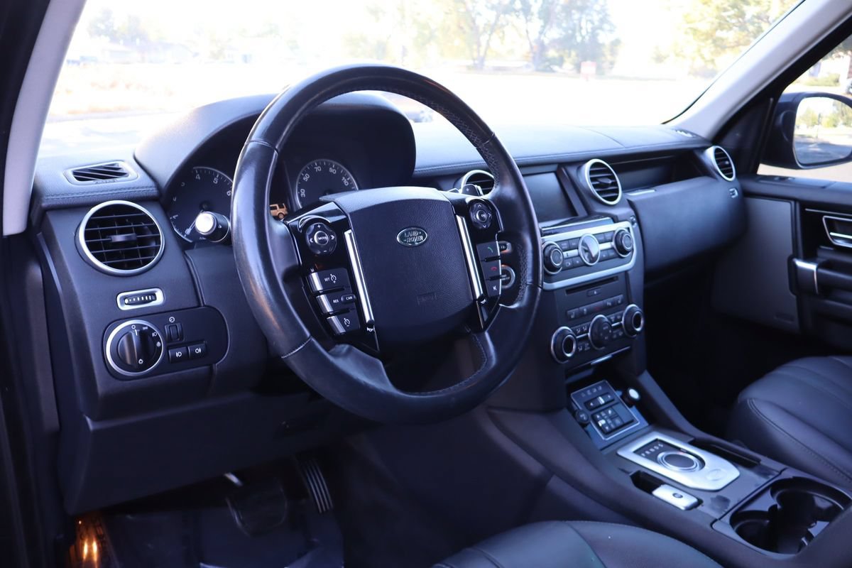 Used 2016 Land Rover LR4 HSE AWD/4WD image 16
