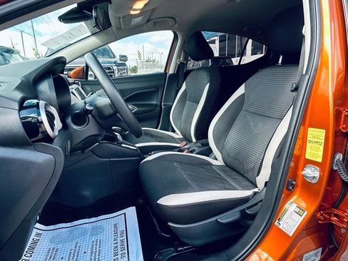 Used 2020 Nissan Versa SV image 10