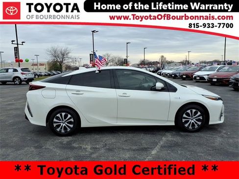 Certified 2020 Toyota Prius Prime Limited image 2