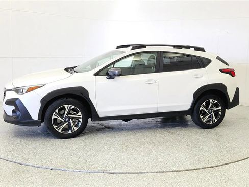 Used 2025 Subaru Crosstrek 2.0i Premium AWD/4WD image 4