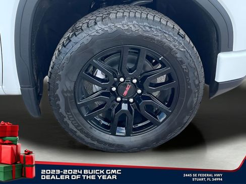 New 2025 GMC Sierra 1500 Elevation image 40