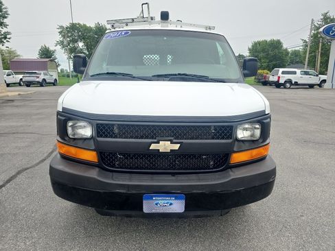 Used 2015 Chevrolet Express 2500 RWD image 3