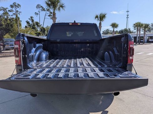 Used 2024 RAM 1500 Laramie AWD/4WD image 12