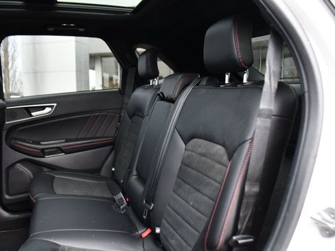 Used 2021 Ford Edge ST-Line w/ Class II Trailer Tow Package image 21