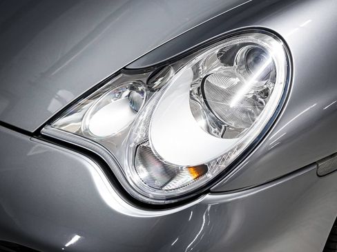 Used 2004 Porsche 911 Turbo AWD/4WD image 33