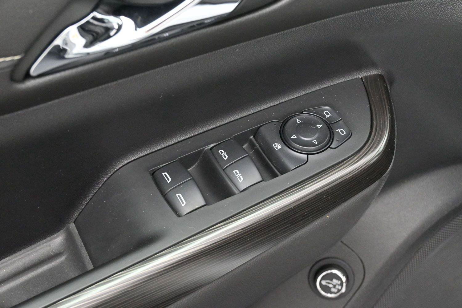 Used 2023 GMC Acadia SLT w/ LPO, Floor Liner Package AWD/4WD image 11