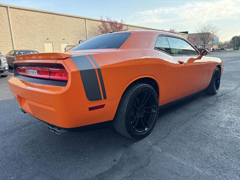 Used 2014 Dodge Challenger R/T image 11
