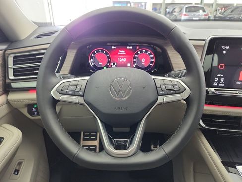 New 2026 Volkswagen Atlas SEL Premium R-Line AWD/4WD image 14