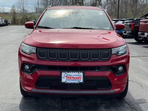 Used 2022 Jeep Compass Limited image 9