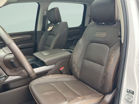 Used 2026 RAM 1500 Limited AWD/4WD image 19