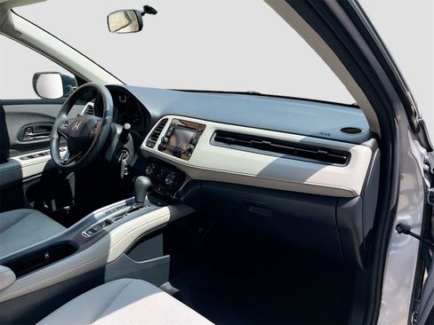 Used 2019 Honda HR-V LX image 26