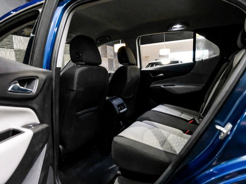 Used 2020 Chevrolet Equinox LT FWD image 41