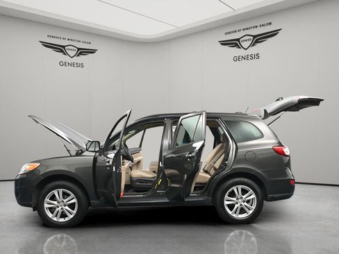 Used 2012 Hyundai Santa Fe Limited w/ Navigation Pkg 4 FWD image 3