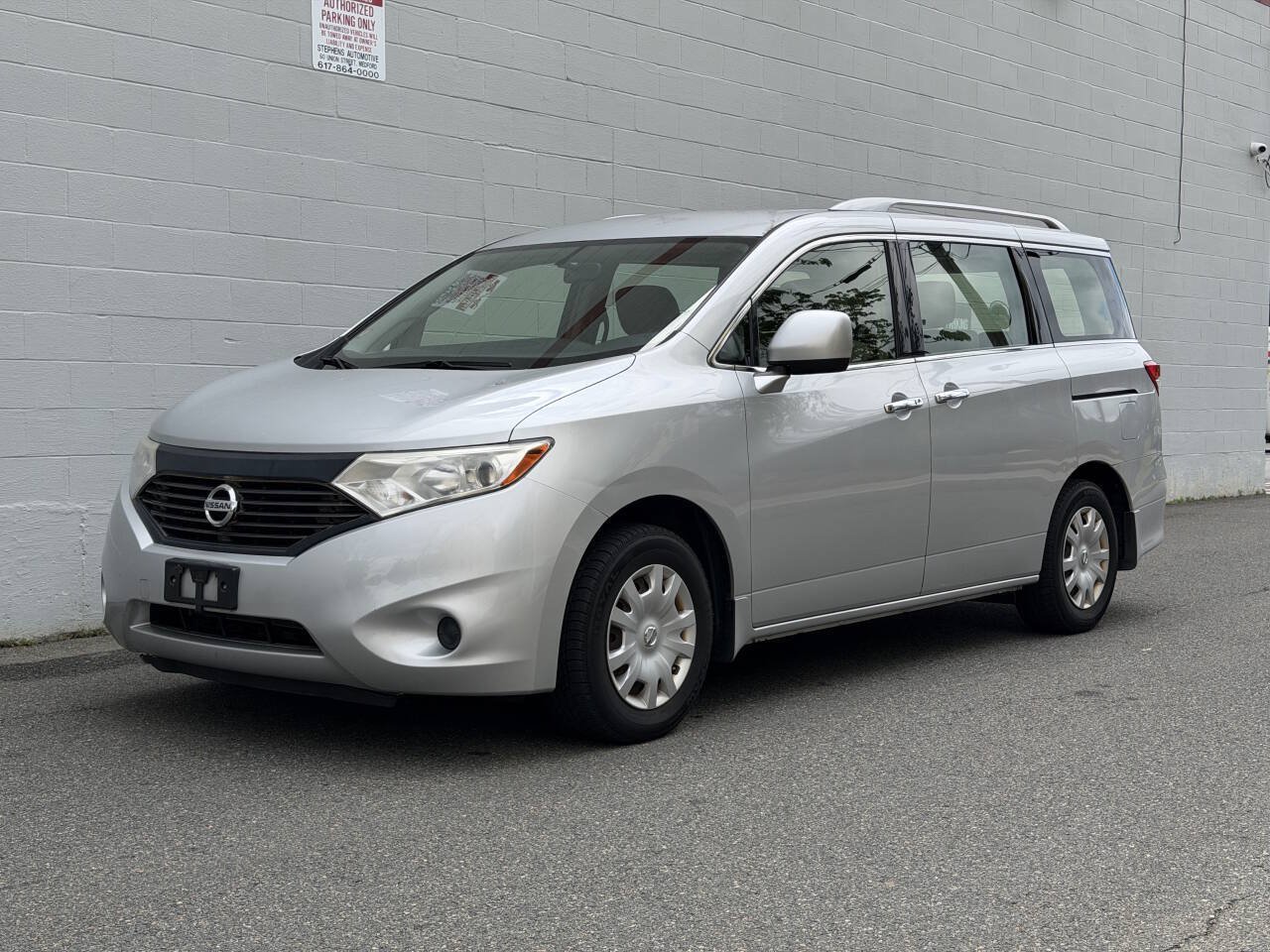 Used 2014 Nissan Quest S FWD image 2