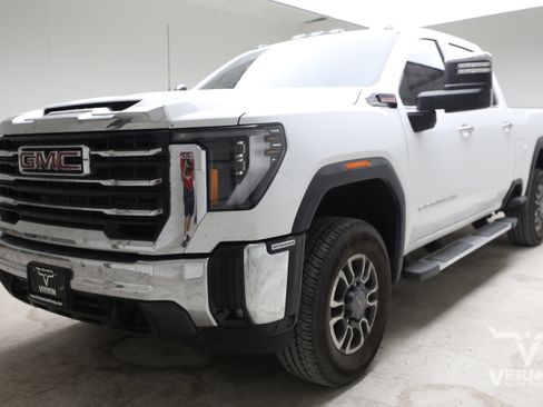 Used 2025 GMC Sierra 2500 SLT w/ SLT Convenience Package AWD/4WD image 1