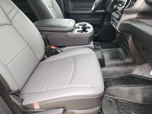 New 2026 RAM 5500 Tradesman AWD/4WD image 13