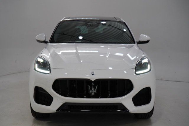 Used 2025 Maserati Grecale Modena AWD/4WD image 2