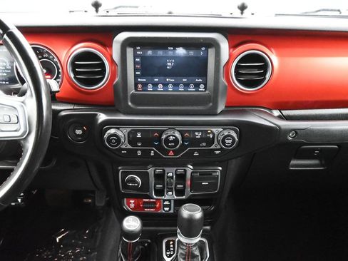 Used 2020 Jeep Gladiator Rubicon AWD/4WD image 10